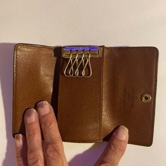 VGUC. Vintage Louis Vuitton 4K holder. - Picture 5 of 10